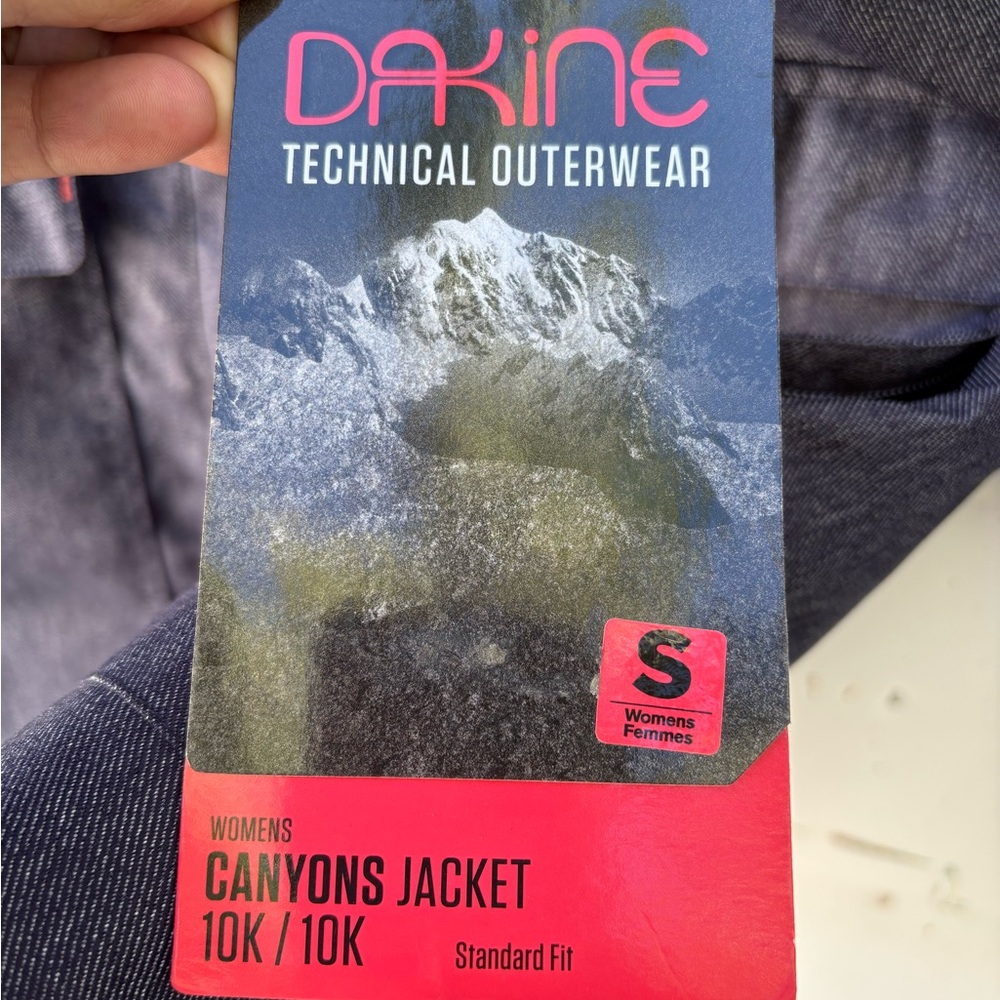New! Dakine Women’s Canyons Denim Jacket | S - Picture 8 of 13
